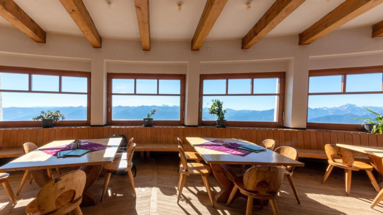 Cafe Pension Alpina Innsbruck Eksteriør billede